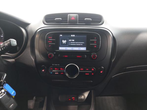 Kia Soul II Рестайлинг с пробегом 2017 года, цена 1 180 000 рублей, 199900 км, хэтчбек, Автокод Объявления