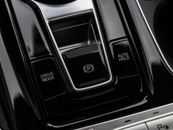 Kia Carnival IV с пробегом 2022 года, цена 4 100 000 рублей, 77788 км, минивэн, Автокод Объявления