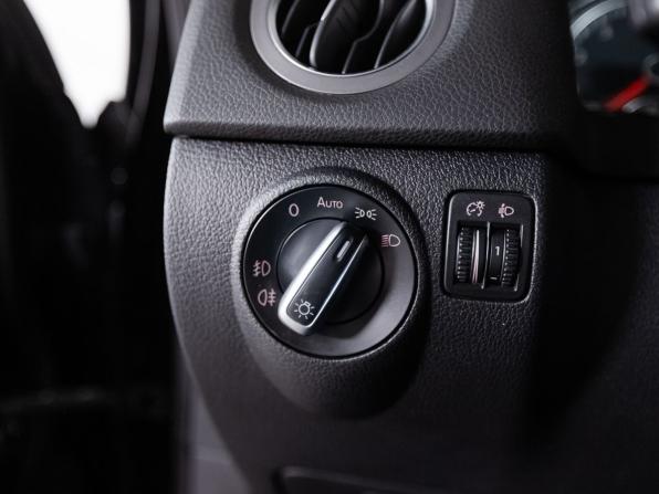 Volkswagen Tiguan I Рестайлинг с пробегом 2011 года, цена 970 000 рублей, 219786 км, внедорожник, Автокод Объявления