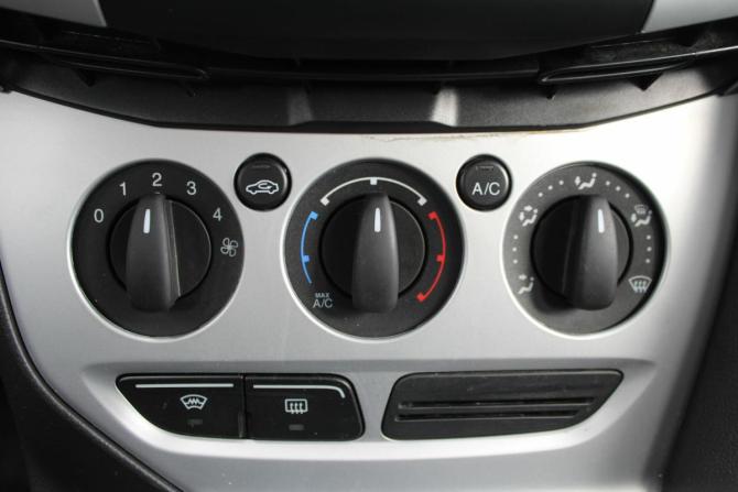 Ford Focus III с пробегом 2012 года, цена 790 000 рублей, 92000 км, хэтчбек, Автокод Объявления