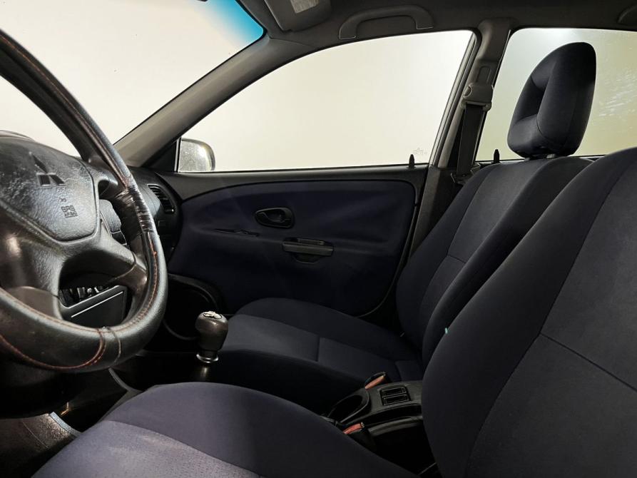 Mitsubishi Carisma I Рестайлинг Великий Новгород  - изображение 7