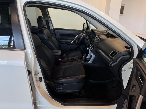 Subaru Forester IV Рестайлинг с пробегом 2015 года, цена 1 680 000 рублей, 165721 км, внедорожник, Автокод Объявления