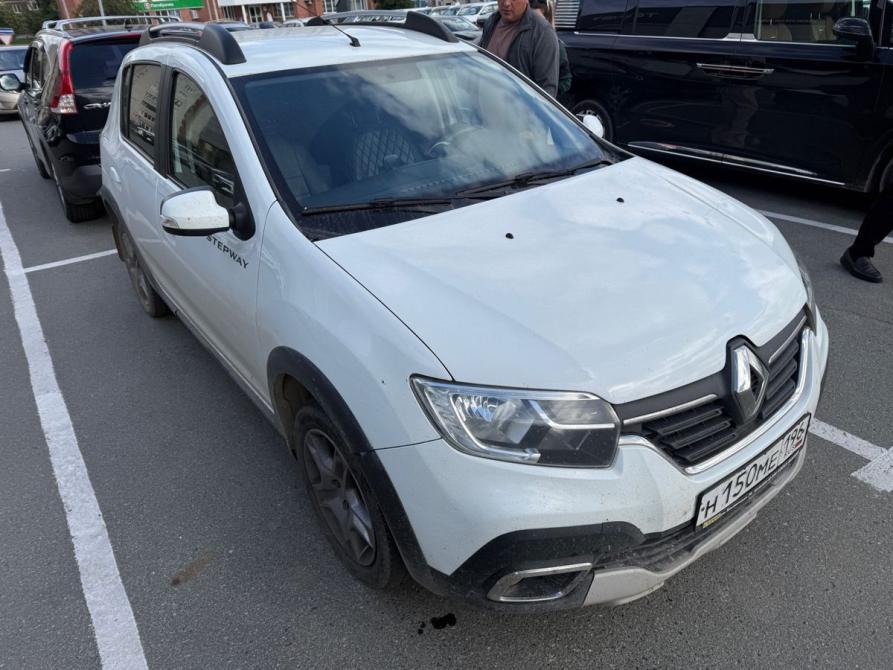 Renault Sandero II Рестайлинг Екатеринбург  - изображение 2
