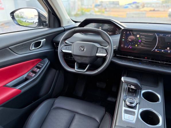 Changan CS55 Plus II с пробегом 2023 года, цена 2 085 000 рублей, 48087 км, внедорожник, Автокод Объявления