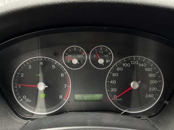 Ford Focus II с пробегом 2005 года, цена 390 000 рублей, 275437 км, седан, Автокод Объявления