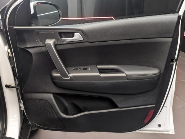 Kia Sportage IV Рестайлинг с пробегом 2021 года, цена 2 300 000 рублей, 127641 км, внедорожник, Автокод Объявления