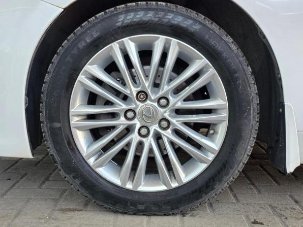Lexus ES VI с пробегом 2013 года, цена 1 699 000 рублей, 202000 км, седан, Автокод Объявления