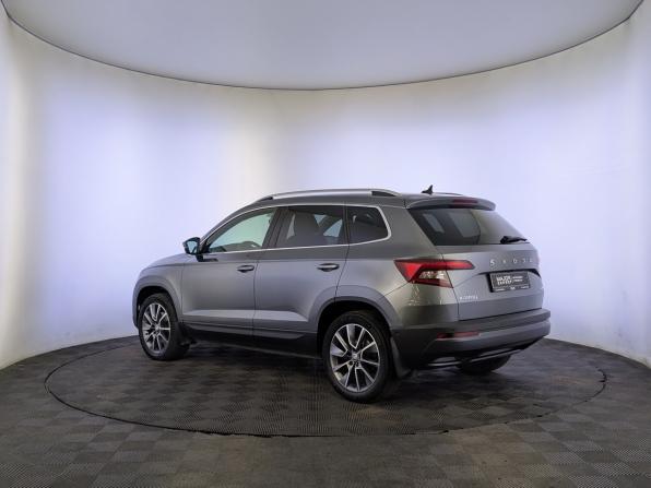 Skoda Karoq I с пробегом 2021 года, цена 2 400 000 рублей, 115292 км, внедорожник, Автокод Объявления