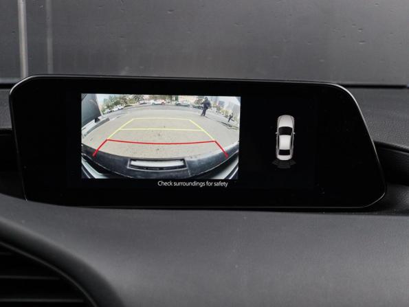 Mazda 3 IV (BP) с пробегом 2022 года, цена 2 470 000 рублей, 60282 км, седан, Автокод Объявления