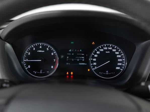 Hyundai Genesis II с пробегом 2016 года, цена 2 200 000 рублей, 102094 км, седан, Автокод Объявления