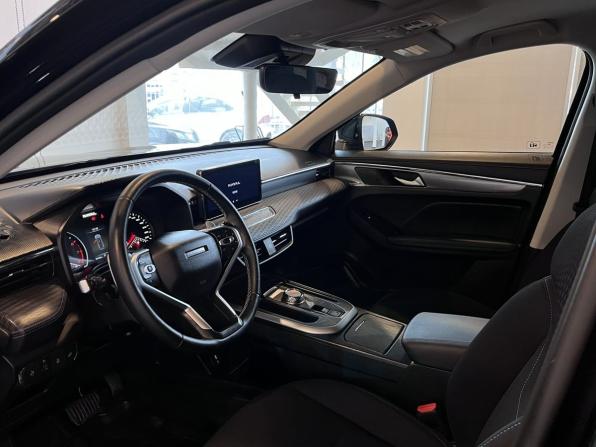 Haval Jolion I Рестайлинг с пробегом 2024 года, цена 2 005 000 рублей, 36403 км, внедорожник, Автокод Объявления