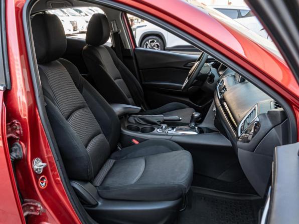 Mazda 3 III (BM) с пробегом 2014 года, цена 1 329 000 рублей, 110623 км, седан, Автокод Объявления