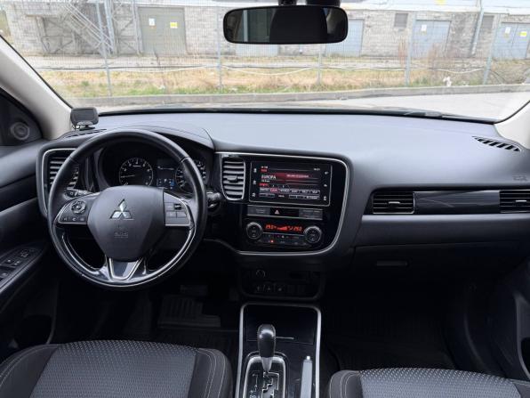 Mitsubishi Outlander III Рестайлинг 3 с пробегом 2019 года, цена 1 585 000 рублей, 248868 км, внедорожник, Автокод Объявления