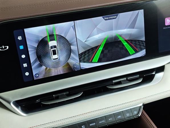 Geely Monjaro I с пробегом 2023 года, цена 3 147 000 рублей, 31257 км, внедорожник, Автокод Объявления