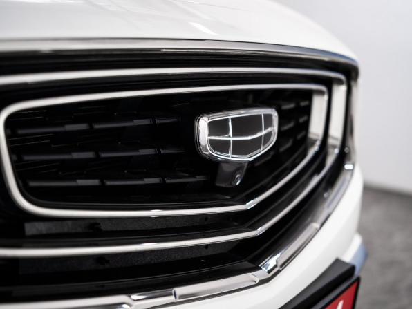 Geely Atlas Pro с пробегом 2022 года, цена 2 045 500 рублей, 48408 км, внедорожник, Автокод Объявления