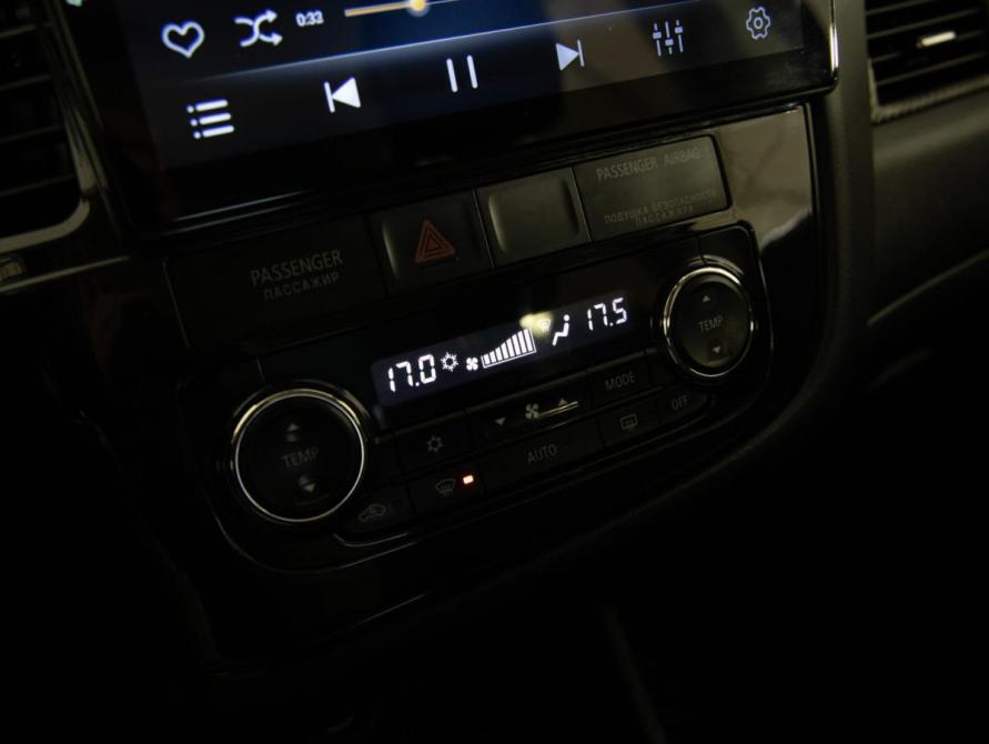 Mitsubishi Outlander III Санкт-Петербург  - изображение 17