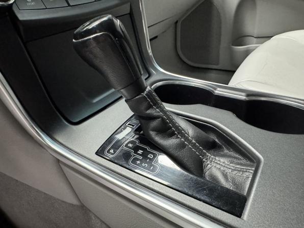 Toyota Camry VII (XV50) Рестайлинг с пробегом 2016 года, цена 2 400 000 рублей, 156763 км, седан, Автокод Объявления