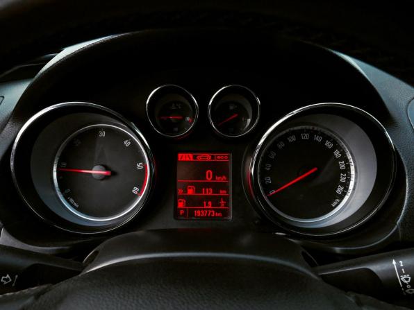 Opel Insignia I с пробегом 2013 года, цена 949 000 рублей, 193771 км, седан, Автокод Объявления