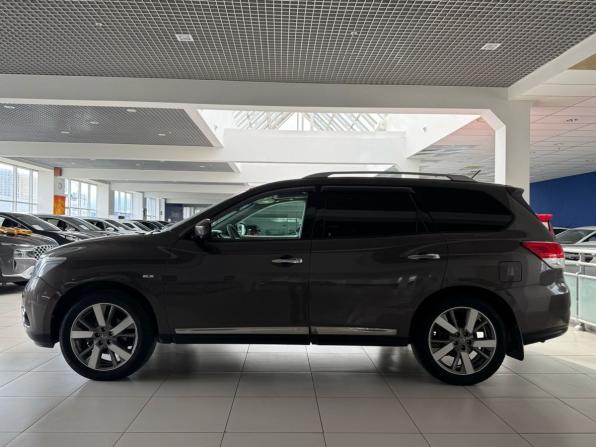 Nissan Pathfinder IV с пробегом 2014 года, цена 1 300 000 рублей, 305954 км, внедорожник, Автокод Объявления