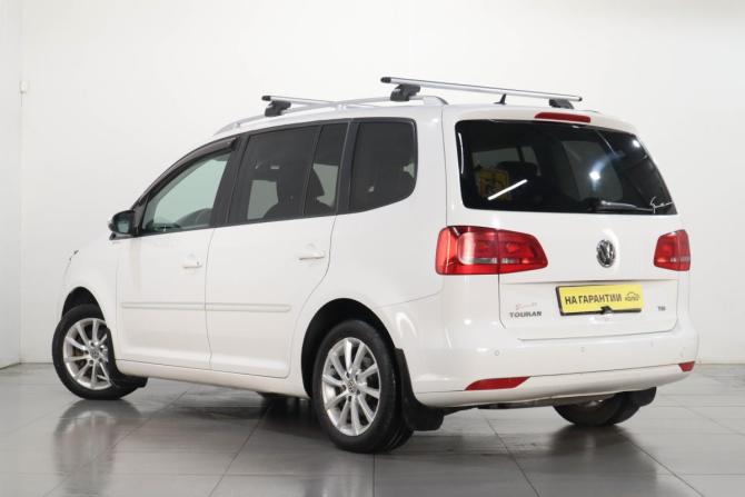 Volkswagen Touran I Рестайлинг с пробегом 2011 года, цена 1 189 000 рублей, 211000 км, компактвэн, Автокод Объявления