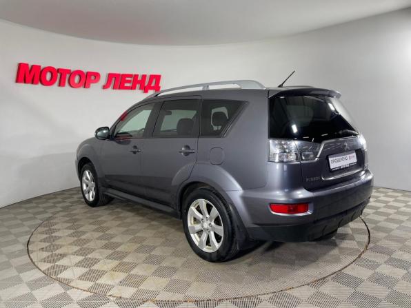 Mitsubishi Outlander II Рестайлинг с пробегом 2010 года, цена 1 037 000 рублей, 305859 км, внедорожник, Автокод Объявления