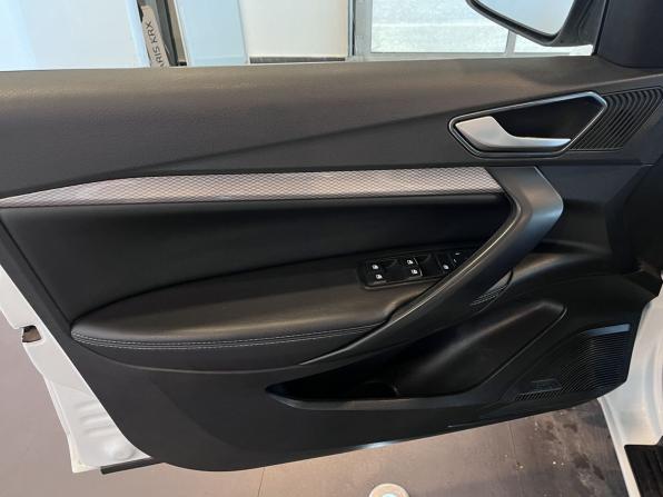 Lada (ВАЗ) Vesta I Рестайлинг (NG) с пробегом 2023 года, цена 1 272 000 рублей, 74577 км, седан, Автокод Объявления
