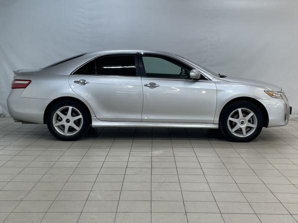 Toyota Camry VI (XV40) Рестайлинг с пробегом 2010 года, цена 990 000 рублей, 182422 км, седан, Автокод Объявления