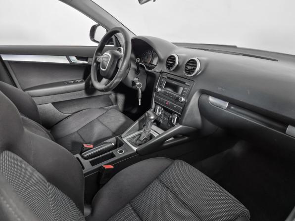 Audi A3 II (8P) Рестайлинг 2 с пробегом 2008 года, цена 599 000 рублей, 233997 км, хэтчбек, Автокод Объявления