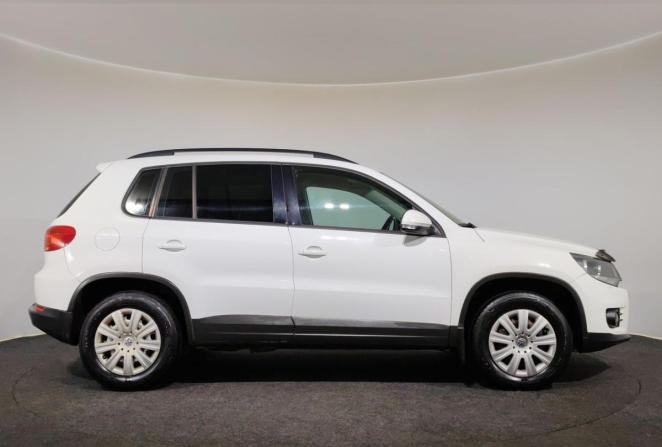 Volkswagen Tiguan I Рестайлинг с пробегом 2013 года, цена 990 000 рублей, 265689 км, внедорожник, Автокод Объявления