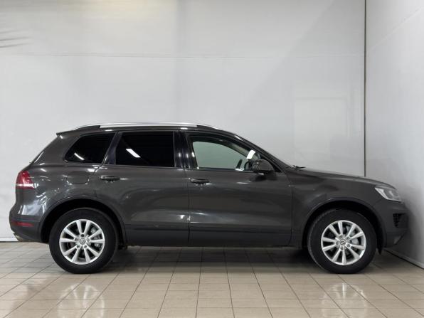 Volkswagen Touareg II Рестайлинг с пробегом 2015 года, цена 2 999 000 рублей, 131754 км, внедорожник, Автокод Объявления