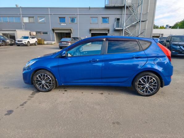 Hyundai Solaris I с пробегом 2011 года, цена 699 000 рублей, 216407 км, хэтчбек, Автокод Объявления