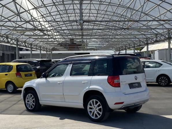 Skoda Yeti I Рестайлинг с пробегом 2014 года, цена 816 200 рублей, 182316 км, внедорожник, Автокод Объявления