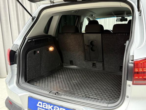 Volkswagen Tiguan I Рестайлинг с пробегом 2015 года, цена 1 699 000 рублей, 214676 км, внедорожник, Автокод Объявления