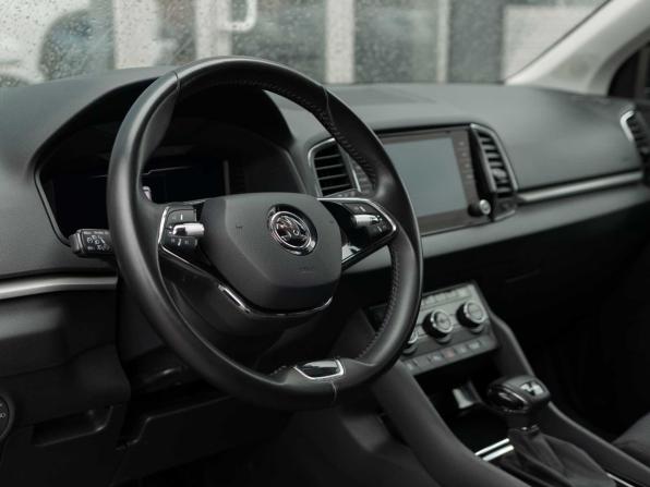 Skoda Karoq I с пробегом 2021 года, цена 2 200 000 рублей, 77517 км, внедорожник, Автокод Объявления