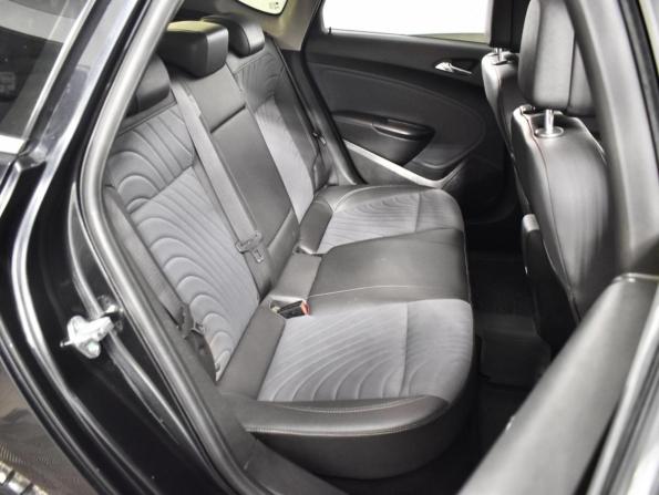 Opel Astra J Рестайлинг с пробегом 2013 года, цена 723 200 рублей, 214004 км, седан, Автокод Объявления