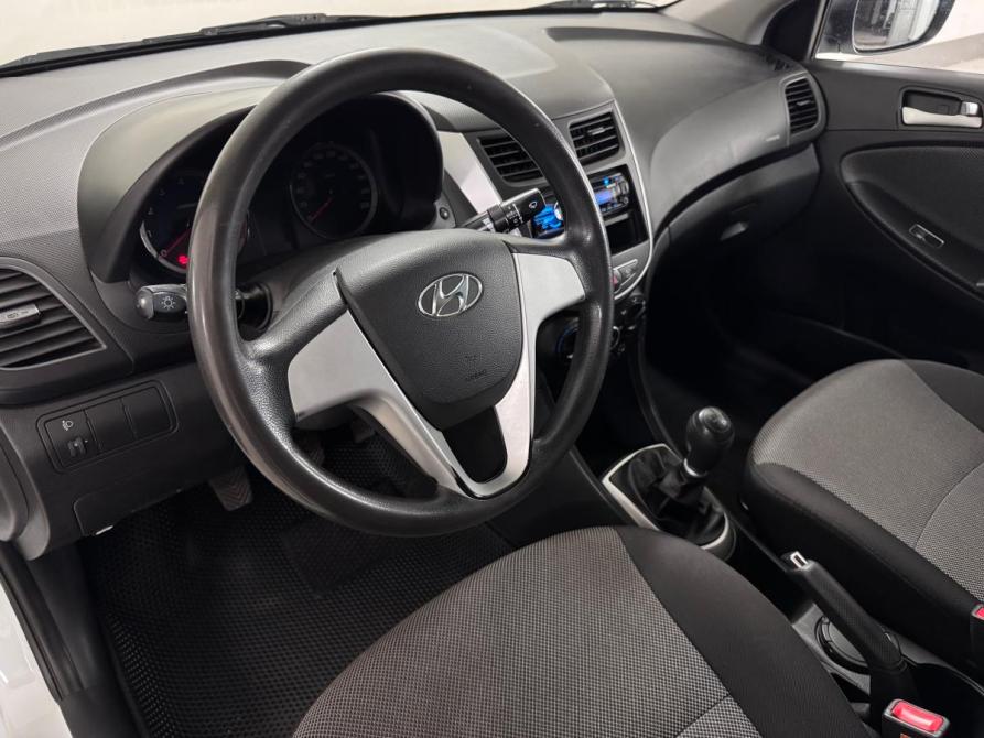 Hyundai Solaris I Тюмень  - изображение 7