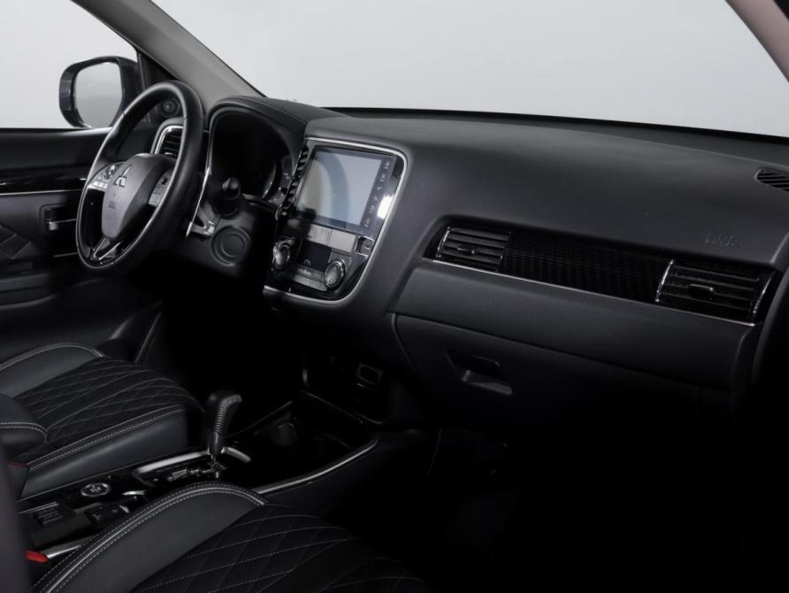 Mitsubishi Outlander III Рестайлинг 3 Москва  - изображение 9
