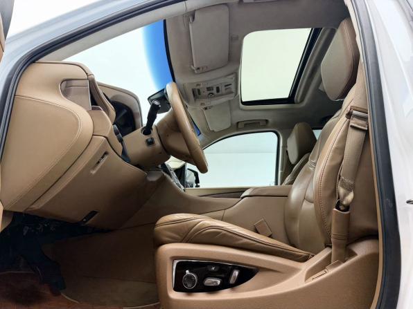 Cadillac Escalade IV с пробегом 2015 года, цена 3 849 000 рублей, 129000 км, внедорожник, Автокод Объявления
