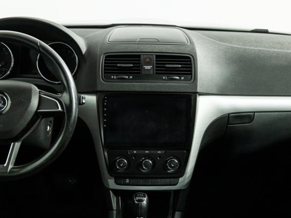 Skoda Yeti I Рестайлинг с пробегом 2014 года, цена 1 049 700 рублей, 152618 км, внедорожник, Автокод Объявления