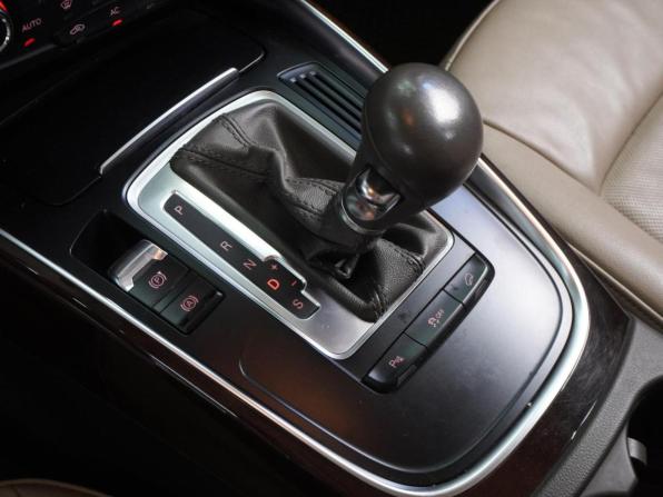 Audi Q5 I (8R) с пробегом 2010 года, цена 2 067 000 рублей, 53240 км, внедорожник, Автокод Объявления
