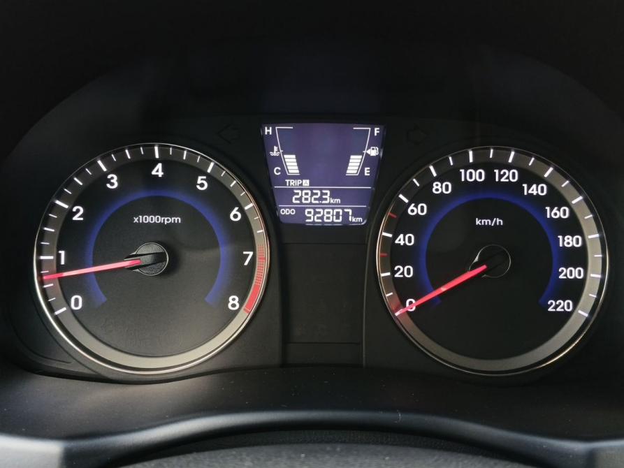 Hyundai Solaris I Москва  - изображение 21