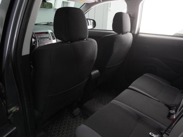 Mitsubishi Outlander II Рестайлинг с пробегом 2010 года, цена 1 099 000 рублей, 196308 км, внедорожник, Автокод Объявления