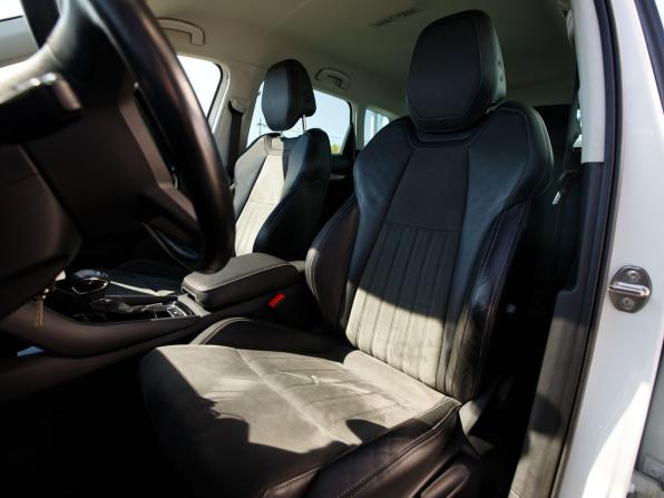 Skoda Karoq I с пробегом 2020 года, цена 1 865 000 рублей, 207097 км, внедорожник, Автокод Объявления