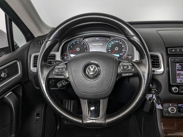 Volkswagen Touareg II Рестайлинг с пробегом 2016 года, цена 2 625 000 рублей, 147407 км, внедорожник, Автокод Объявления