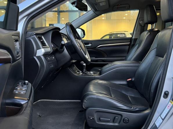 Toyota Highlander III (XU50) с пробегом 2015 года, цена 2 640 000 рублей, 189271 км, внедорожник, Автокод Объявления