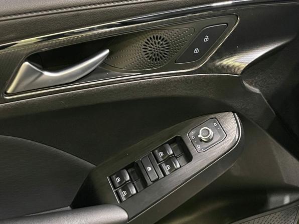 Haval Jolion I с пробегом 2023 года, цена 1 799 000 рублей, 42348 км, внедорожник, Автокод Объявления
