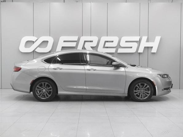 Chrysler 200 II с пробегом 2015 года, цена 1 149 000 рублей, 199973 км, седан, Автокод Объявления