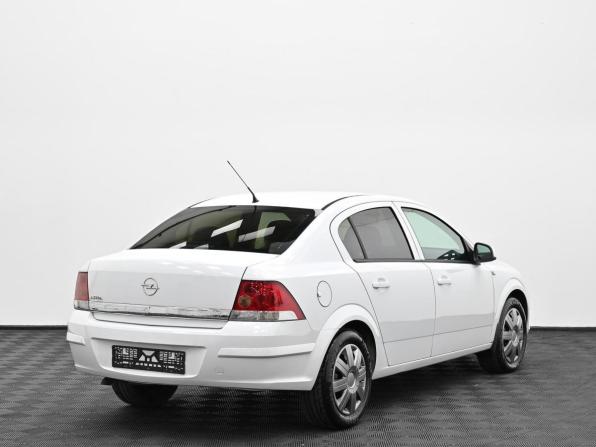 Opel Astra H Рестайлинг с пробегом 2011 года, цена 589 000 рублей, 166000 км, седан, Автокод Объявления