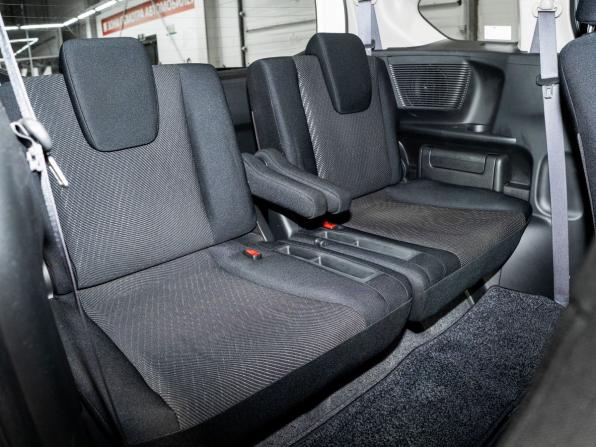 Honda Freed I Рестайлинг с пробегом 2011 года, цена 1 120 000 рублей, 156700 км, компактвэн, Автокод Объявления