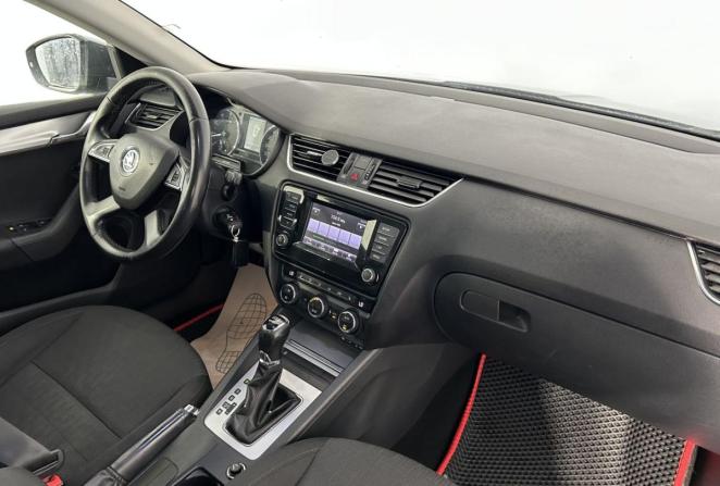 Skoda Octavia III (A7) с пробегом 2013 года, цена 1 050 000 рублей, 265000 км, лифтбек, Автокод Объявления